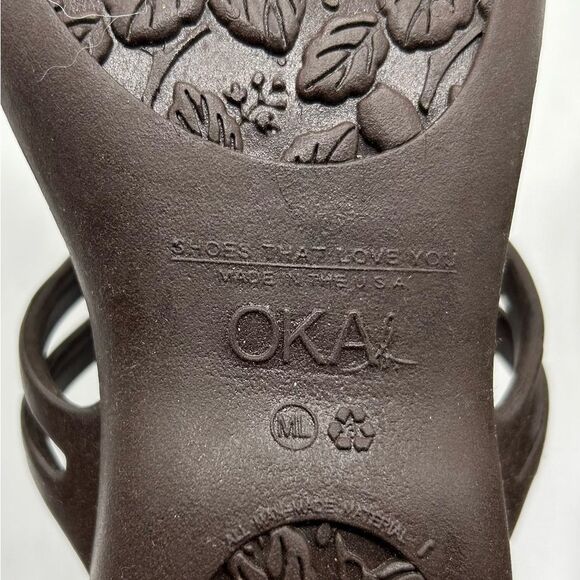 Oka-B Hammered Metal Disc Brown Thong Sandals - Picture 11 of 11